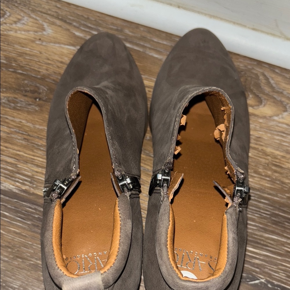 Franco Sarto Brown Suede Ankle Boots with Zipper and Low Heel size 8 - Picture 3 of 9